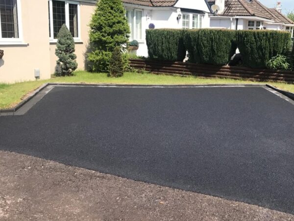 Tarmacadam