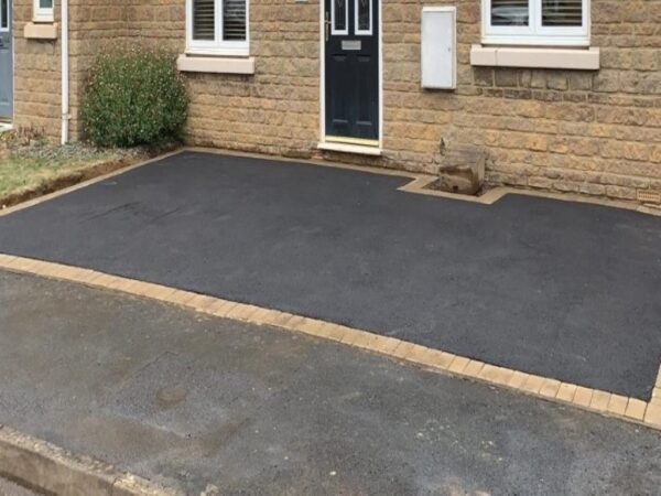Tarmacadam